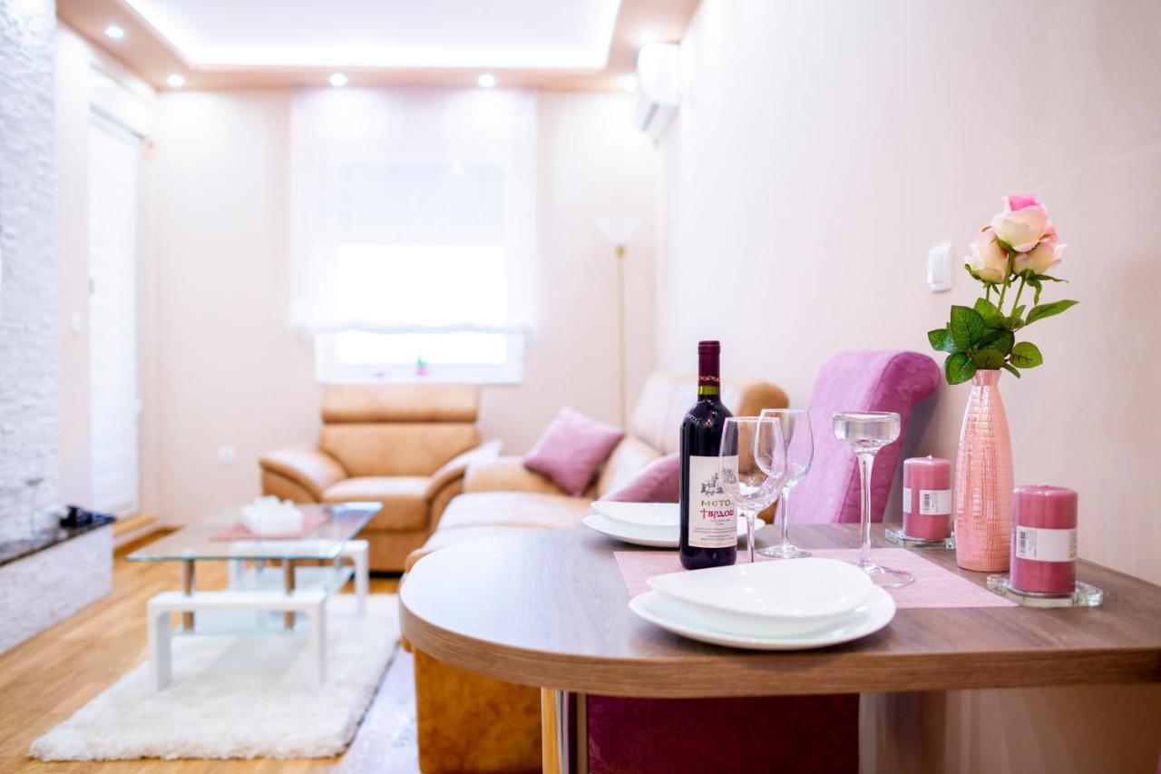 Mili Lux Apartman โนวีซาด ภายนอก รูปภาพ