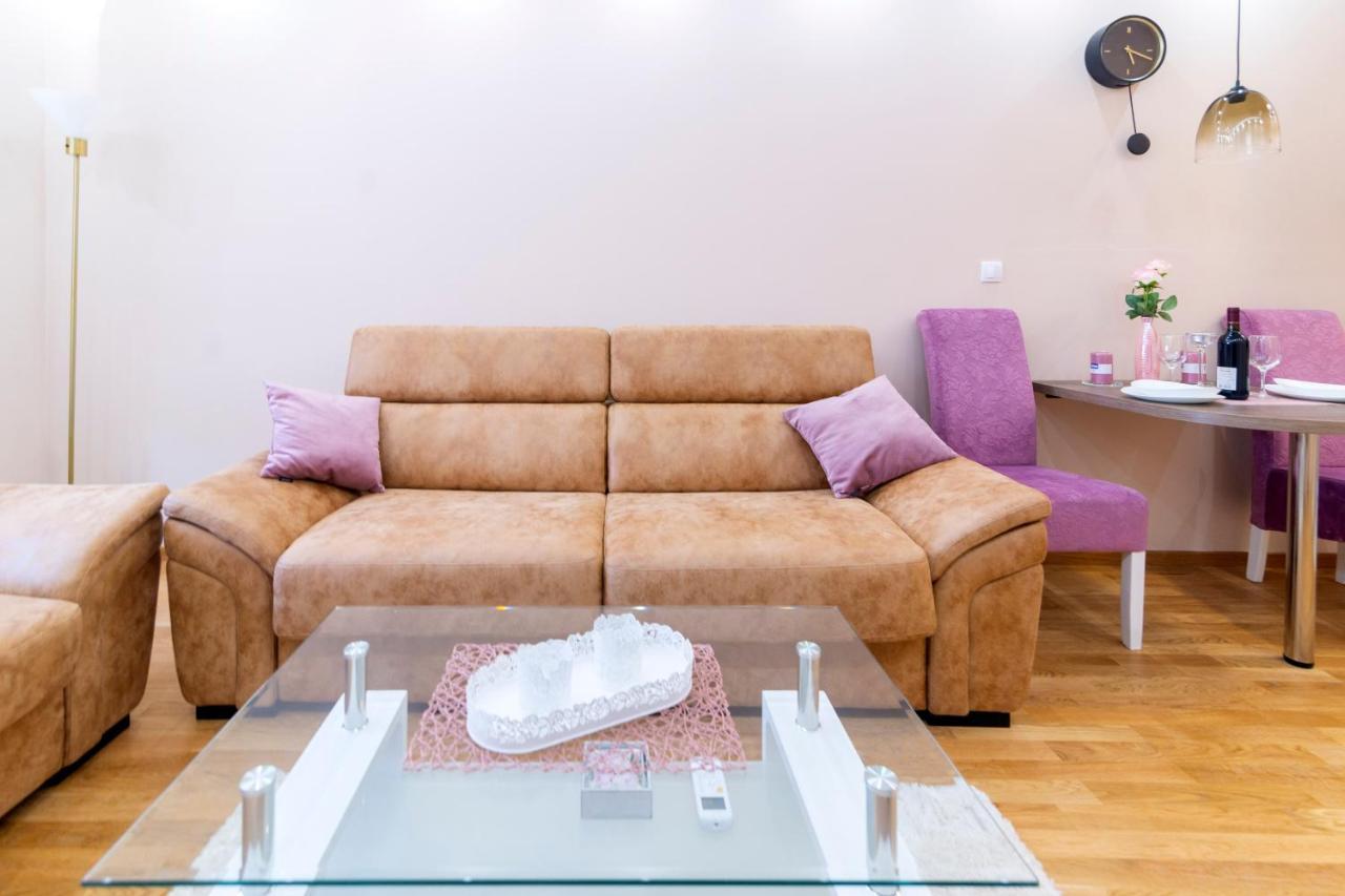 Mili Lux Apartman โนวีซาด ภายนอก รูปภาพ