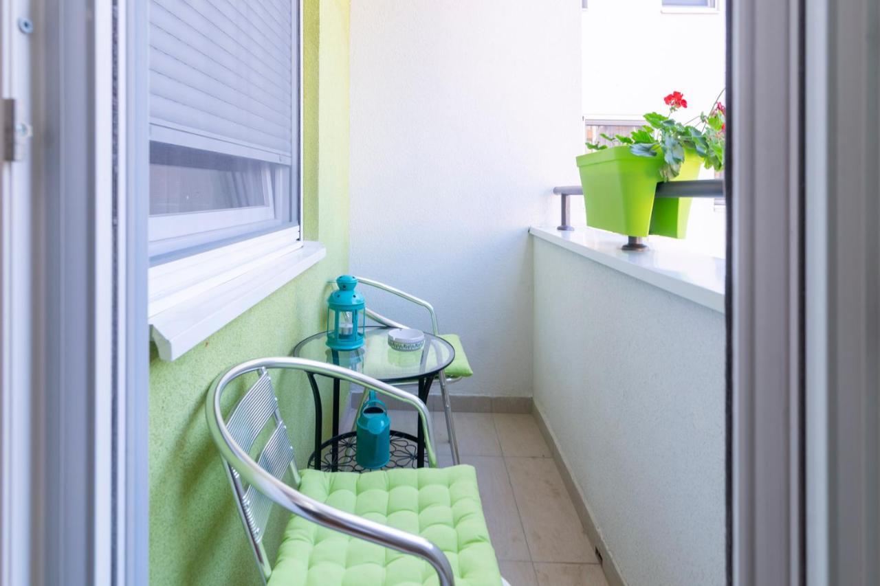 Mili Lux Apartman โนวีซาด ภายนอก รูปภาพ